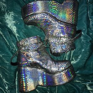 Dollskill Platform Boots